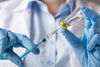 EMA препоръча да не се прилага хепарин при тромбози след ваксиниране с "АстраЗенека" и "Джонсън енд Джонсън"