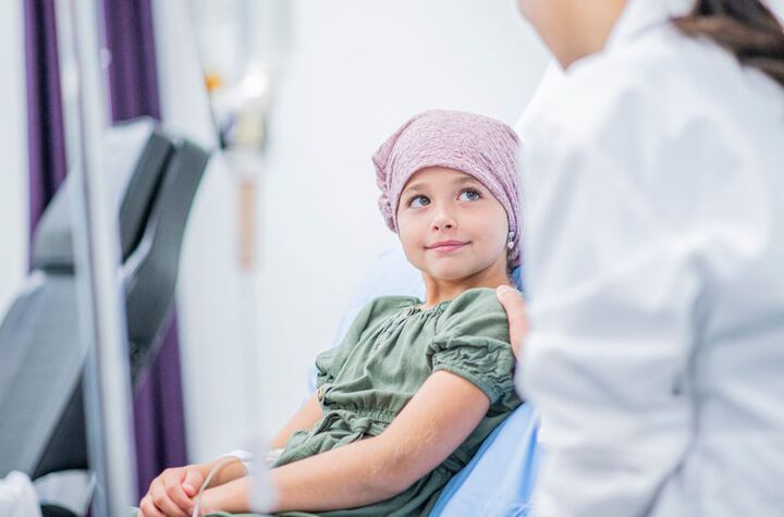 Допълнение в наредба гарантира лечението на деца с онкозаболявания