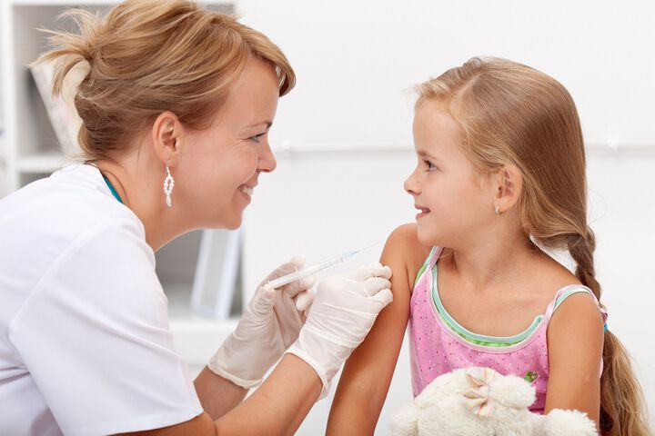 Децата, COVID-19 и ваксините срещу коронавируса SARS-CoV-2