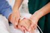 Намаляват палиативните грижи за онкоболните в България