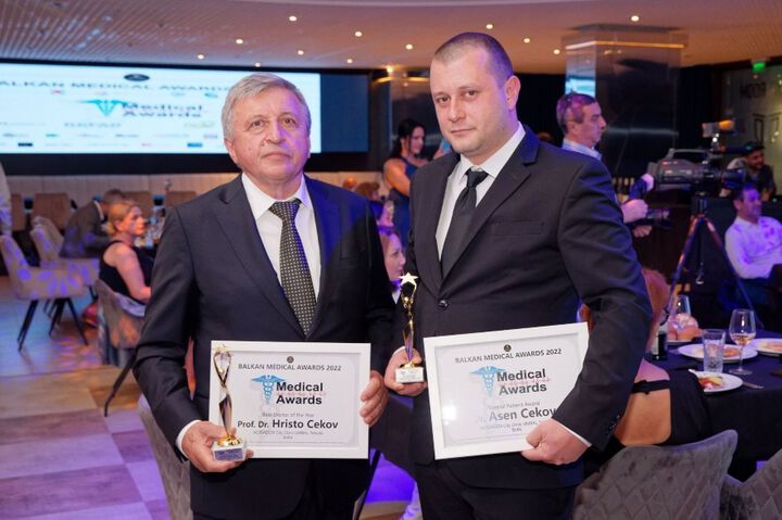 Отличия за проф. д-р Христо Цеков и д-р Асен Цеков на Балканските медицински награди