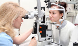 Безплатни очни прегледи във ВМА за Деня на зрението