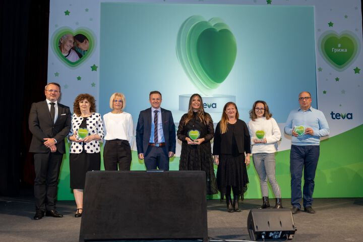 Четири проекта на пациентски организации взеха наградите „Заедно за здраве“ 2022 г.
