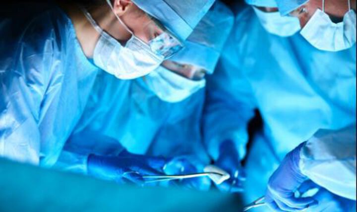 Успешна операция: Отстраниха огромен тумор от сърцето на мъж