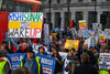 Британски здравни работници организираха най-голямата стачка в историята на здравните служби