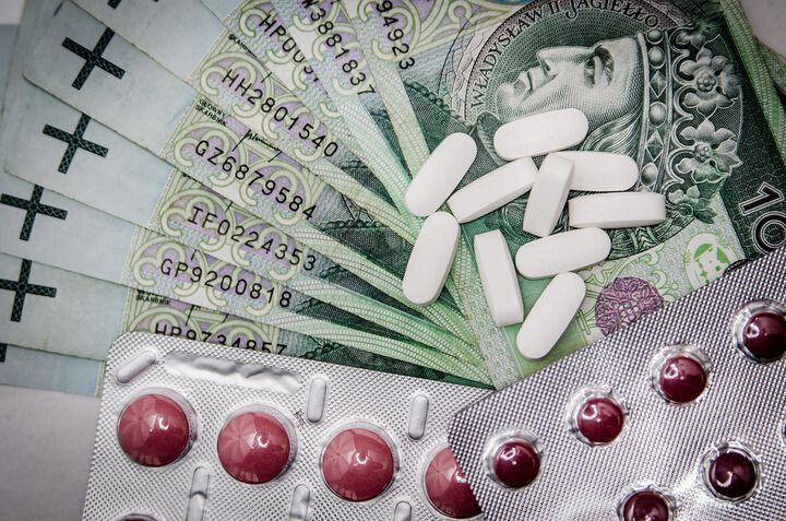 Трябва ли да се промени финансирането на аптеките – възможни решения