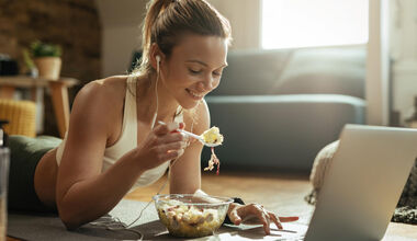Лоши хранителни навици: Кога, какво и колко често ядете има значение