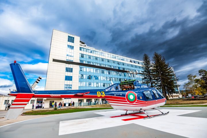Две от болничните хеликоптерни площадки са готови, 7 са пред завършване