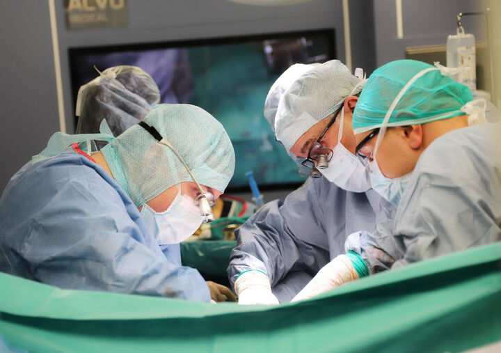 Първа чернодробна трансплантация във ВМА за 2024 г.