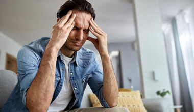 Предлагат хроничната мигрена да се включи към заболяванията, за които НЗОК плаща лечение