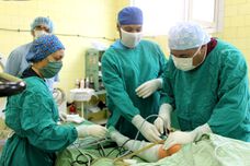 Уникална операция на колянна става извършиха в Университетската клиника по ортопедия и травматология в Плевен