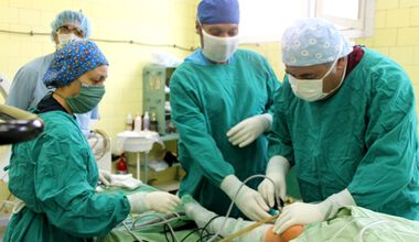 Уникална операция на колянна става извършиха в Университетската клиника по ортопедия и травматология в Плевен