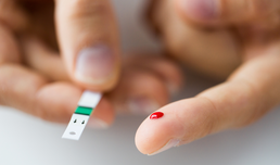 Ресвератрол е широко изследван за потенциал в лечението на диабета и неговите усложнения