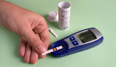 Контролът на диабета не е само управление на кръвна захар, а и нормализиране на холестерола и кръвното
