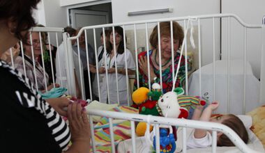 Клиниката по детски болести на УМБАЛ-Плевен получи дарение
