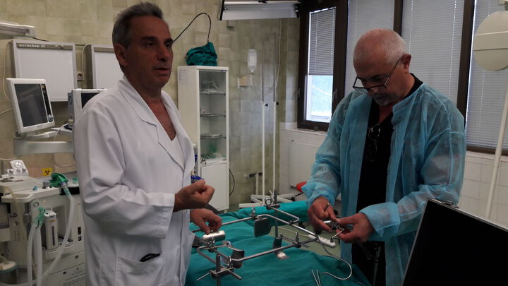 Инженер с четири медицински патента направи уникално дарение на УМБАЛ Бургас