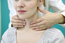 Билките като решение на проблемите с щитовидната жлеза