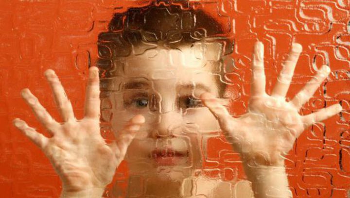 Причината за аутизма се крие в стотици мутирали жизненоважни гени