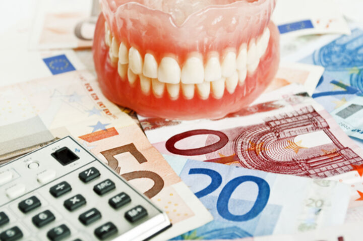 България е втора в ЕС по брой стоматолози на глава от населението