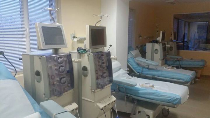 Диализен център „Ел Масри”  предлага  провеждане на хемодиализен сеанс  и консултации на пациенти с бъбречна недостатъчност