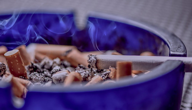 Профила на пациента с ХОББ най-често е дългогодишен тежък пушач, пушещ поне по 1 кутия на ден! Обикновено над 50 годишен, но заболяването често се среща и при по младите пушачи!