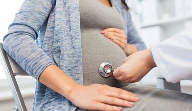 Pre-eclampsia linked with four-fold higher risk of heart attack in decade after delivery