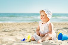 С бебе на море – на плажа до 30 минути, под чадър