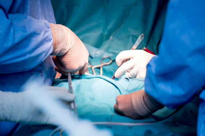 Колаборация между четирима хирурзи от различни болници на Аджибадем Сити Клиник спаси човешки живот