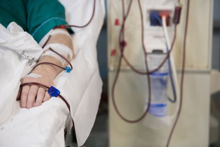 Пациент на хемодиализа започна гладна стачка заради ТЕЛК решение