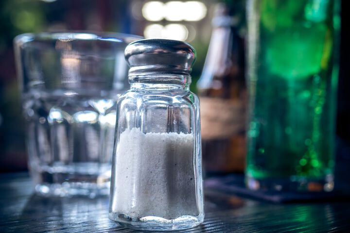 Hoher Salzkonsum erhöht das Herzschwäche-Risiko deutlich