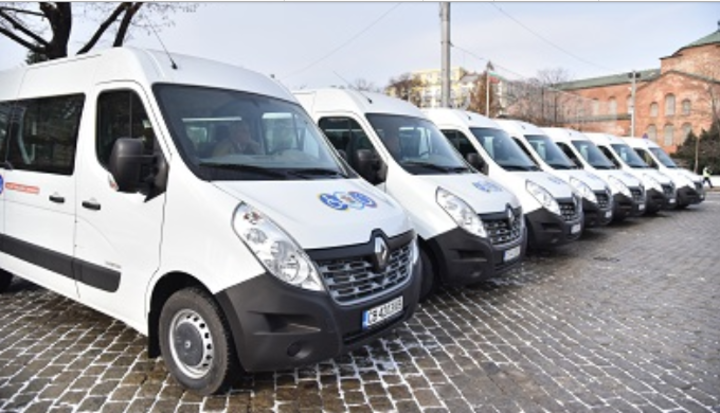 Нови микробуси за трудно подвижни хора тръгват из София
