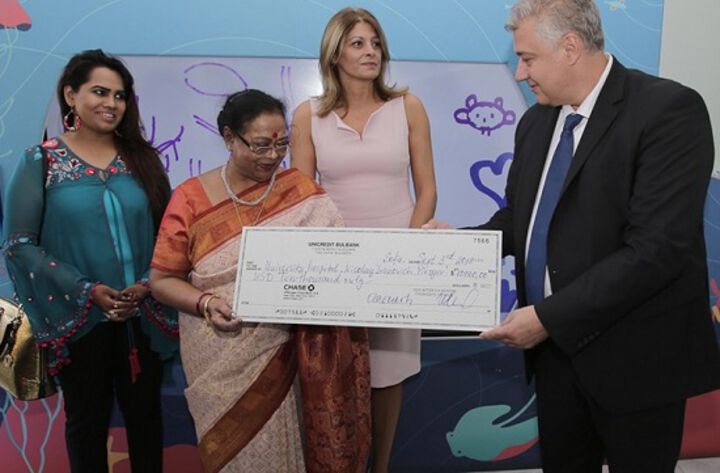 Съпругата на индийския президент дари 10 хил. долара на „Пирогов“