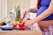 Хранене на бременната жена, родилката и кърмачката