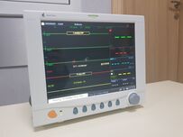 Детската хирургия на „Пирогов” получи модерен монитор като дарение
