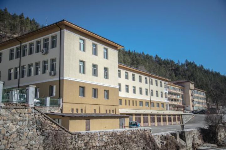 Български емигрант дари 1 млн. долара на болницата в Мадан