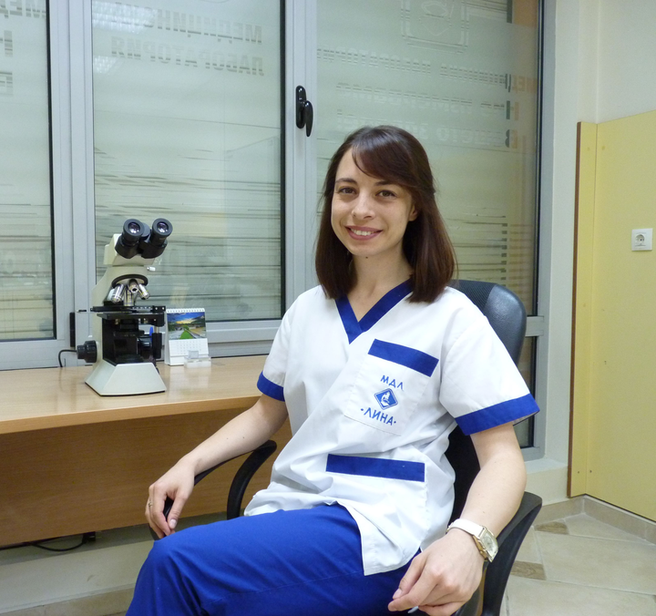 Усмихнатата д-р Калина Лазарова: Избрах лаборатория „ЛИНА”, защото е една от малкото  бази за специализация на лекари - паразитолози