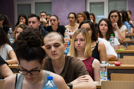 Започва приемът на документи за предварителните изпити в МУ-Варна