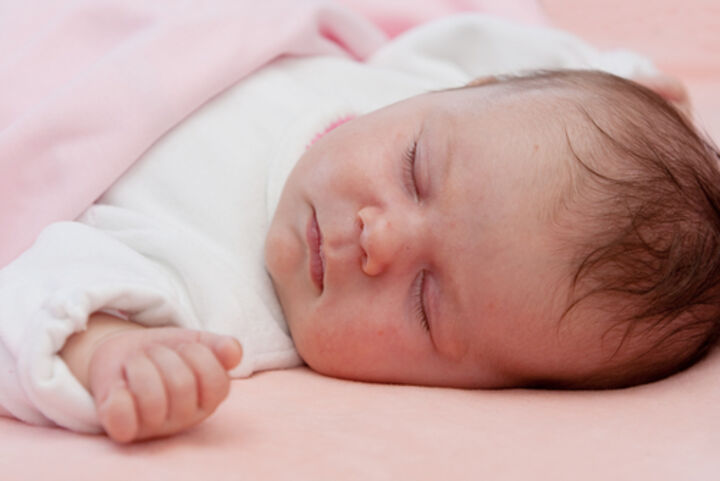 One redness in newborn - a clinical case