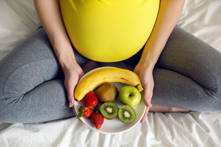 Richtige Ernährung und Bewegung in der Schwangerschaft: prägend fürs Baby