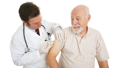 Безплатни противогрипни ваксини за хората над 65 