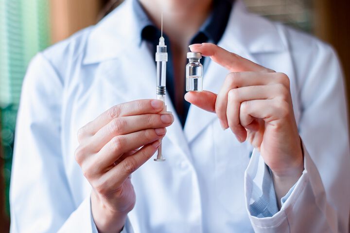 Лекарите настояват държавата да води активна ваксинална политика