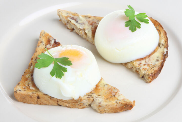 Eating an egg a day may lower your risk of cardiovascular disease
