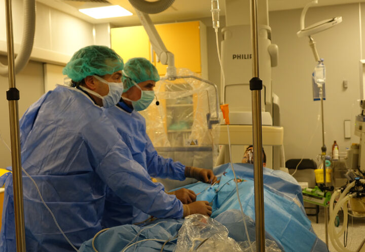 Уъркшоп с участието на световноизвестен електрофизиолог се проведе в болница „Токуда“
