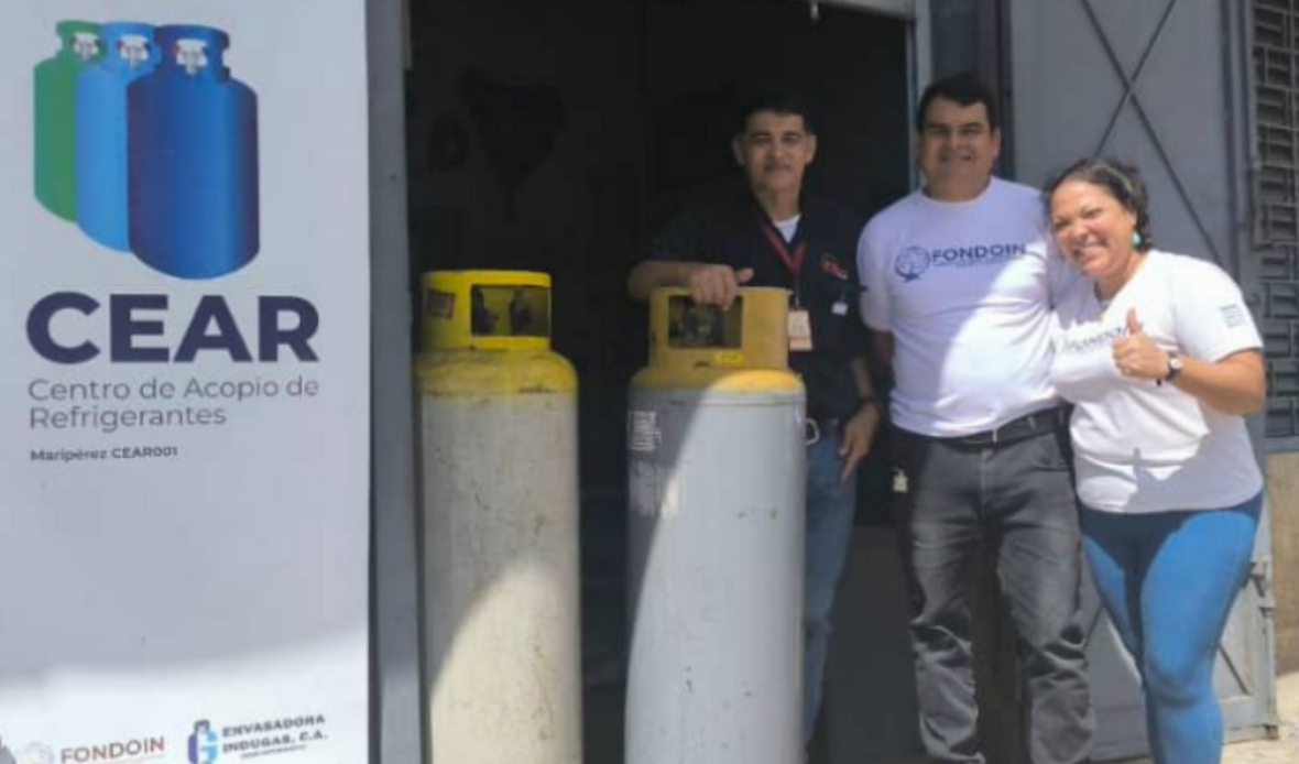 Buenas prácticas ambientales: CEAR recibió 200 kg de refrigerantes por parte del Metro de Caracas.